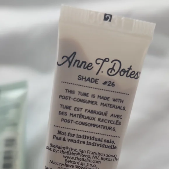 Tarte Cream Foundation for Flawless Coverage - Picture 4 of 5